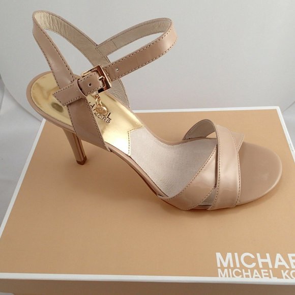 NIB Michael Kors MK Nude Elisa Patent Leather heel - Picture 1 of 2
